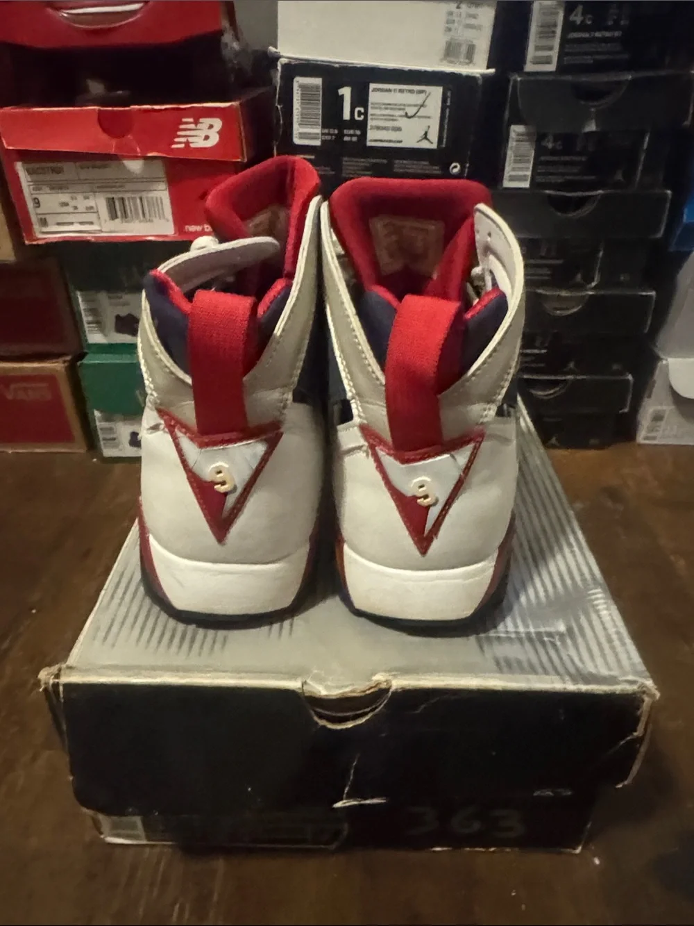 Jordan retro silhouette